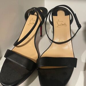 Authentic Christian Louboutain heels size 40